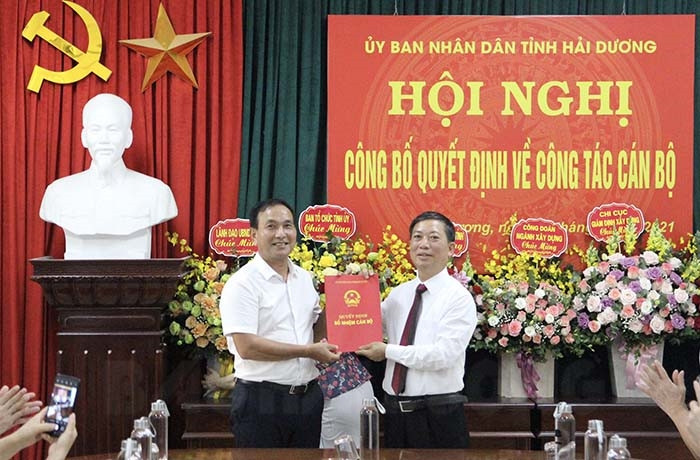 Đồng chí Phạm Văn Phượng giữ chức Phó Giám đốc Sở Xây dựng